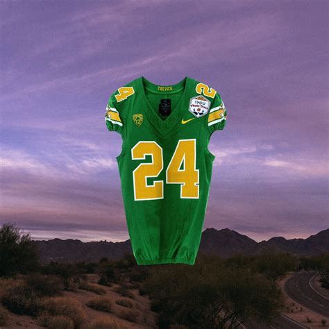 Oregon Football to Wear Throwback Uniforms in Fiesta Bowl vs. No. 23 ...