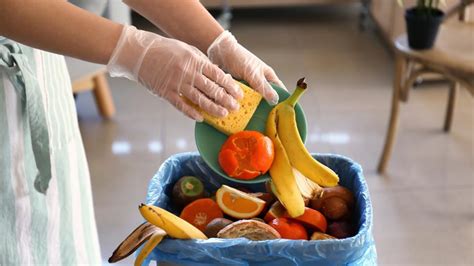 Ask an Expert – Reduce Food Waste at Home to Help Reduce Hunger in Utah | USU