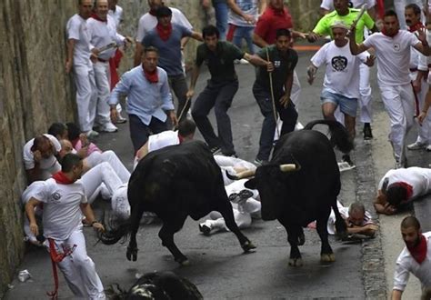 Spain Injured One Gored In Pamplona Bull Run Video Sports News