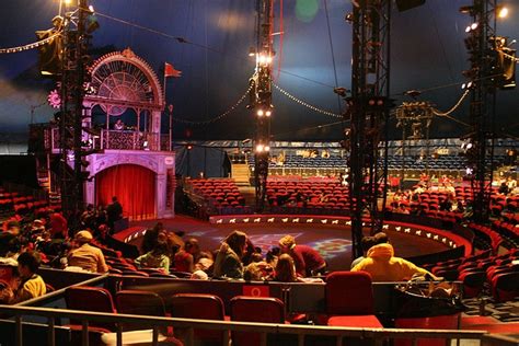 The Circus Stage Theatre In The Round Set Design Theatre Circus