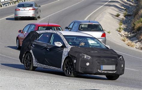 Spyshots Hyundai I Wagon Begins Testing Autoevolution