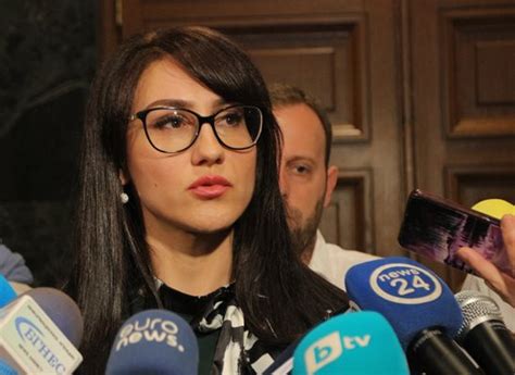 Прокурор Десислава Петрова: Леглата за психично болни в София са ...