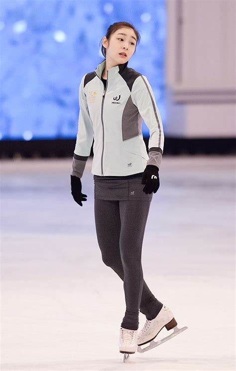 김연아 Ice Skating Outfit Figure Skating Outfits Casual Sporty Sporty