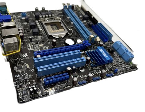 Материнская плата ASUS P7H55-M LE Socket 1156