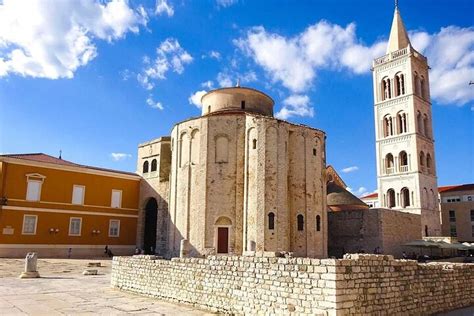 2024 Early Bird Group Walking Tour In Zadar Old Town