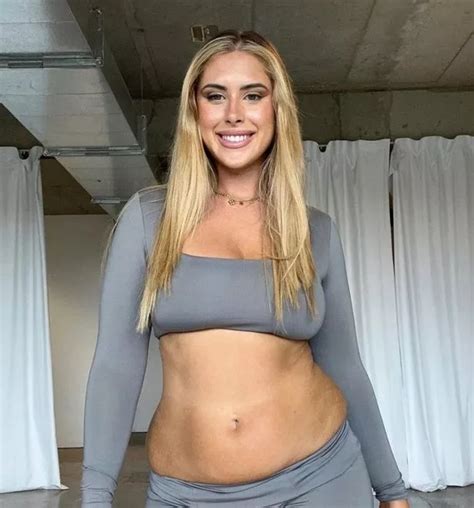 Body Positive Babe Shows How People Make Tums Look Lean By Simply Sucking In Daily Star