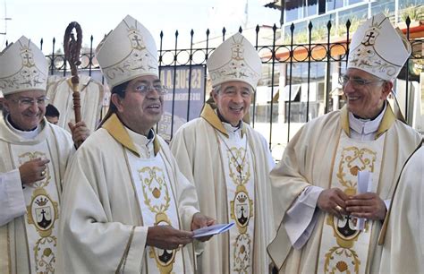 Miles De Cat Licos Celebraron El Centenario De La Di Cesis De Papantla