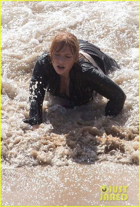 Chris Pratt And Bryce Dallas Howard Get Washed Ashore While Filming