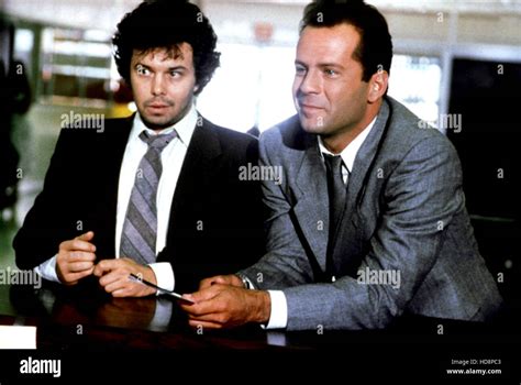 MOONLIGHTING, Curtis Armstrong, Bruce Willis (Season 3), 1985-89, ©ABC ...