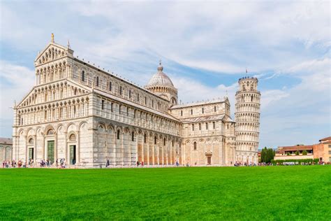 Unesco Italia La Piazza Del Duomo Di Pisa Habitante