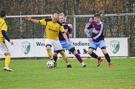 Fußball Bezirksliga Oberfranken Ost Oberkotzau ertrotzt glückliches