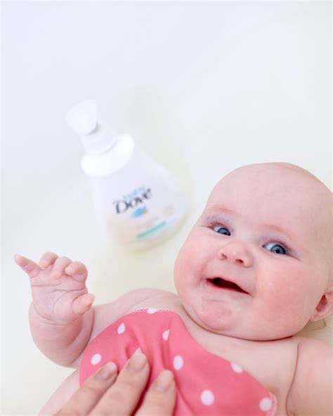 How To Take Bath For Baby At Karen Richter Blog