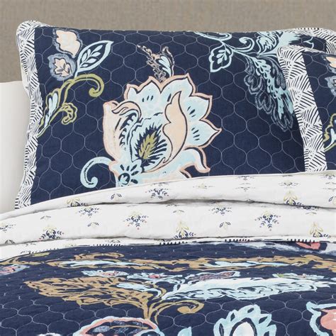 Lush Decor Aster Quilt Flower Pattern Reversible Navy 3 Piece