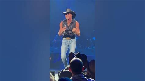 Tim Mcgraw Tiny Dancer 5924 Ubs Arena Youtube