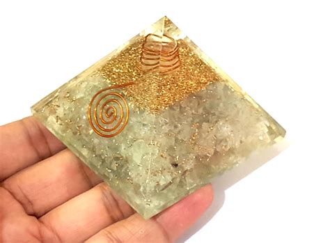 Green Fluorite Orgone Pyramid Organite Energy Reiki Chakra Healing