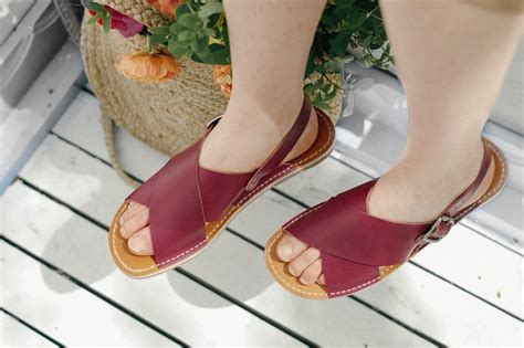 Leather Flip-flops Dark Red Flip-flops Women Sandals Wine | Etsy