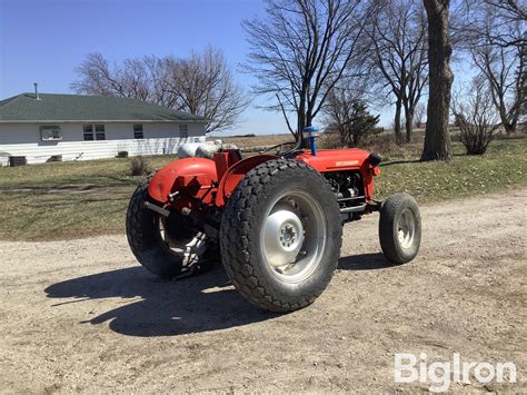 Imt Deluxe Wd Tractor Bigiron Auctions