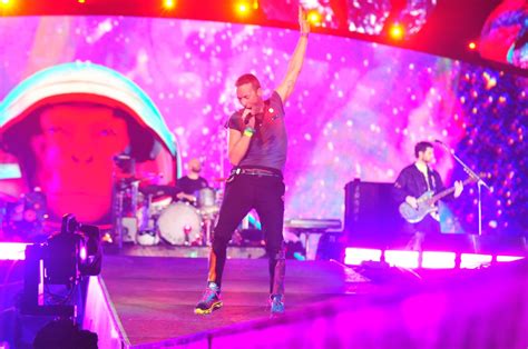 Coldplay em Curitiba não conseguiu ir aos shows Veja os melhores momentos