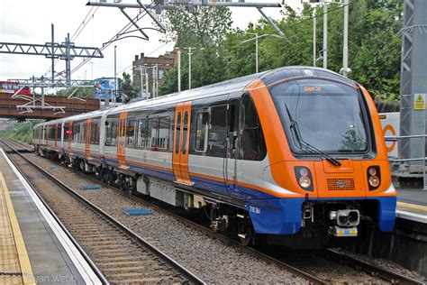 710261 Arriva Rail London Class 710 2 Aventra 710261 2g3… Flickr