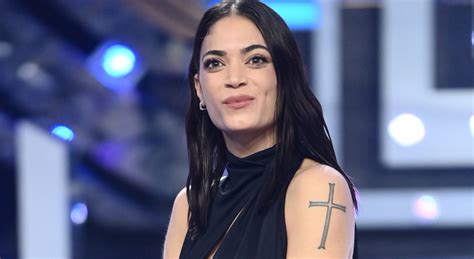 Elodie “due” Il Testo E Il Significato Della Canzone Di Sanremo 2023