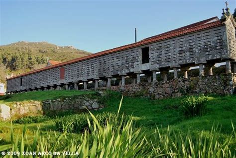 XOAN ARCO DA VELLA HORREO DE LIRA CARNOTA Pintoresco Horreo Paisajes