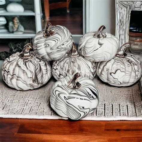 Hand Painted Pumpkins Ideas