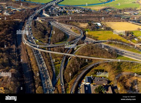 Luftaufnahme Autobahnkreuz Kaiserberg A Und A Duisburg Kaiserberg