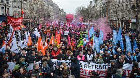 Manifestation Contre La Réforme Des Retraites En France Les Syndicats Sortent Le Grand Jeu