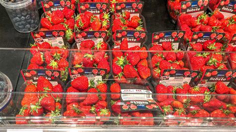 Erdbeeren Im Test Pestizide Bei Lidl Aldi Rewe Und Edeka