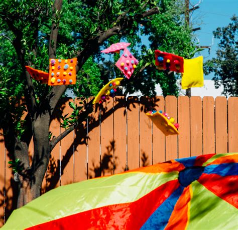 30 Fun Parachute Play Games for Kids - Teaching Expertise