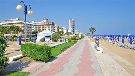 Jesolo with kids: why you will love this fantastic family-friendly beach town in Italy | Mama ...