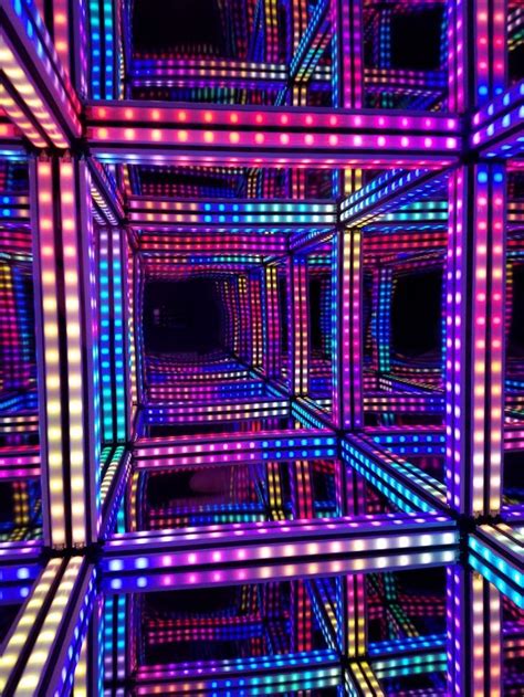 Abstract grid Arts with neon lights | Neon artwork, Light grid, Neon ...