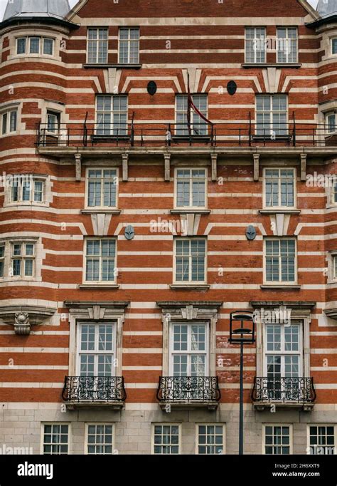 Unusual Portland Stone And Brick Victorian Building Albion Hotel 30