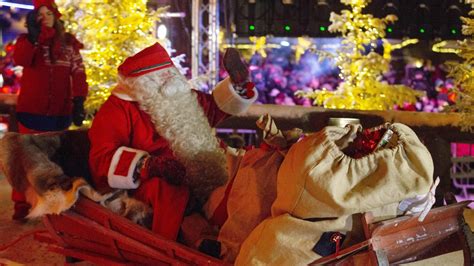 Milano sequestrato il Villaggio di Babbo Natale più grande d Italia