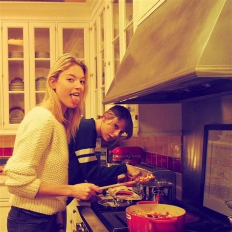 Taylor Swift cooking appretiation post . - Fran