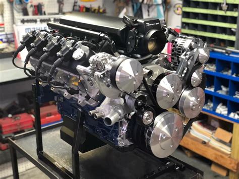 Ford Megazilla Crate Engine Debuts Making 615 HP 640 LB FT 43 OFF