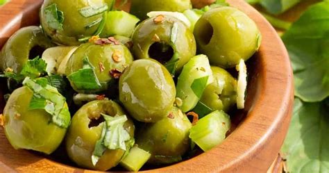 Sicilian Green Olives Punchfork