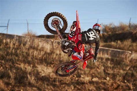 E Sport Ken Roczen Startet Beim Monster Energy Supercross Online Race Day