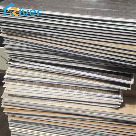 100 Environmentally Friendly Waterproof Wood Grain Interlocking Tiles