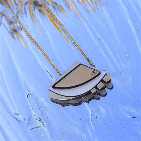 CORRENTE PÁSSARO NUDE Fernanda Torquett