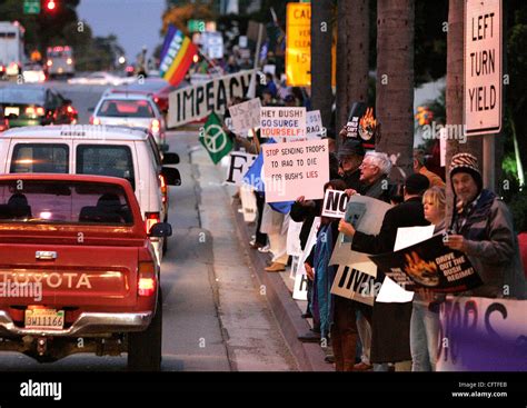 January 11 2007 San Diego California Usa More Than 100 Note I