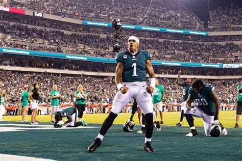 Eagles QB Jalen Hurts becomes 1st player in NFL history to complete feat