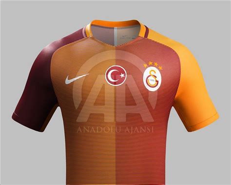 Galatasaray N Yeni Sezon Formalar Tan T Ld Anadolu Ajans