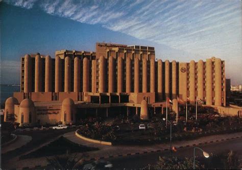 Abu Dhabi Sheraton Hotel UAE Middle East Postcard