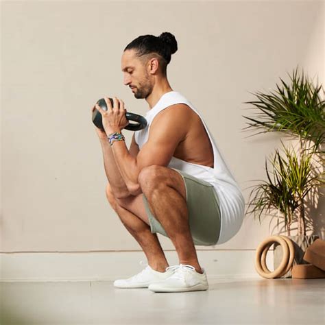 The Benefits of Barefoot Shoes for Weightlifting | Vivobarefoot | USA