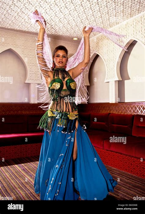 Morocco Belly Dancer Banque De Photographies Et Dimages Haute