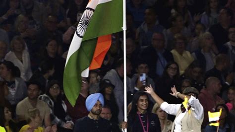 Cwg 2022 Pv Sindhu Manpreet Singh Lead India At Birmingham Commonwealth Games Opening Ceremony