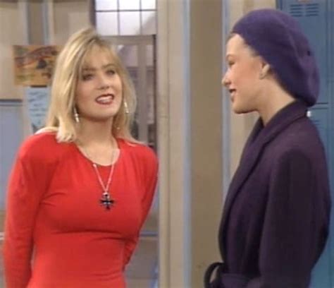 Kelly Bundy - Married with Children - Christina Applegate - Writeups.org