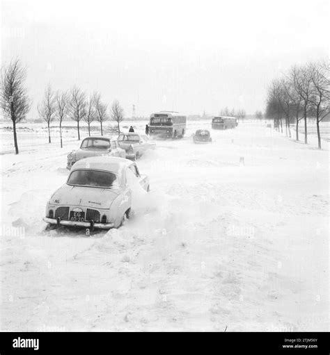 1960s Snowstorm Hi Res Stock Photography And Images Alamy