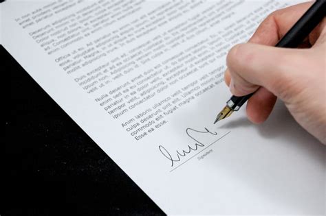 Wet Signatures Vs Electronic Signatures — A Deep Dive｜the Blog